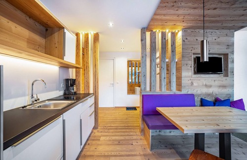San Giacomo Apartment | Holiday Apartment "Stoana 1-1" with Relaxing Wellness Area
