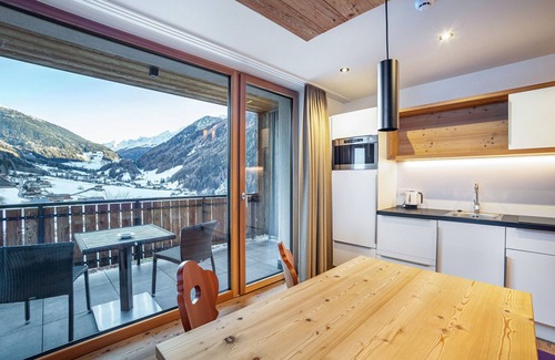 San Giacomo Apartment | Holiday Apartment "Stoana Apt 1-3" with Relaxing Wellness Area