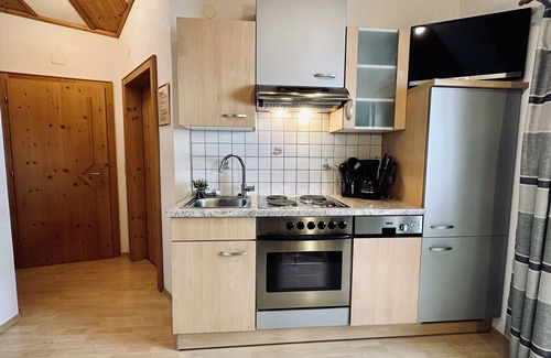 Maria Alm am Steinernen Meer Apartment | Holiday Apartment "Langeck" with Balcony and Mountain View