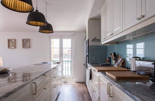 Martires Apartment | Holiday apartment Lisbon for 1 - 6 persons with 3 bedrooms - Holiday apartment in one or multi-famil