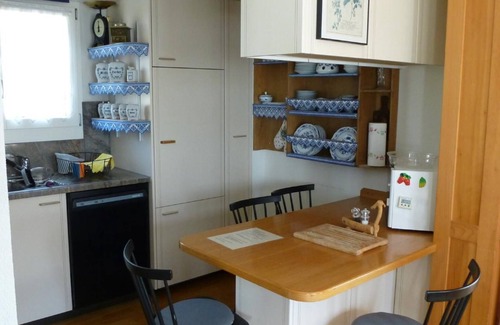 Lungern Ski Chalet | Holiday apartment Lungern for 1 - 4 persons with 2 bedrooms - Chalet
