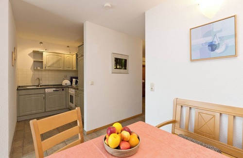 Muritz Apartment | Holiday Apartment 'Maribell' with Lake View, Balcony and Wi-Fi