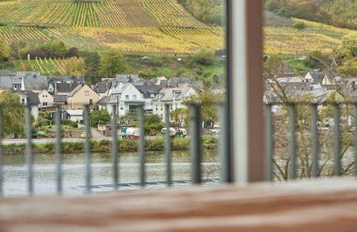 Zell Apartment | Holiday Apartment Mosel Time New 2022