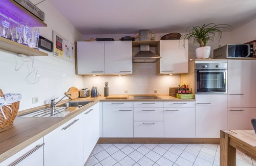 Hart Apartment | Holiday Apartment "Parzinger 2" close to Chiemsee with Mountain View & Terrace
