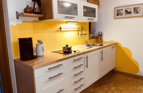 Castelrotto Apartment | Holiday Apartment 'Residenz Zirmer Wohnung Sonne' with Mountain View, Shared Garden and Wi-Fi