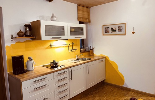 Castelrotto Apartment | Holiday Apartment 'Residenz Zirmer Wohnung Sonne' with Mountain View, Shared Garden and Wi-Fi