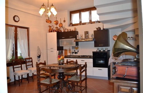 Salo Apartment | Holiday apartment Salò for 1 - 5 persons with 2 bedrooms - Twin house