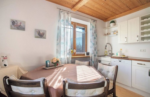 Schliersee Apartment | Holiday Apartment "Schliersee" with Lake View and Balcony