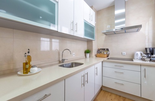 Ronda Apartment | Holiday Apartment “Sofía Ronda Center” with Terrace, Air Conditioning & Wi-Fi