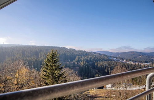 Oberhof Apartment | Holiday Apartment 'Tannenblick 7-5' with Mountain View, Balcony and Wi-Fi