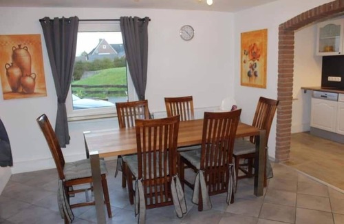 Varel Apartment | Holiday apartment Varel for 1 - 6 persons with 3 bedrooms - Holiday apartment in one or multi-family