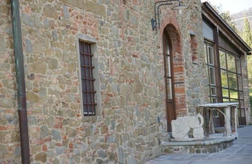 Vitolini Apartment | Holiday apartment Vinci for 1 - 6 persons with 3 bedrooms - Twin house
