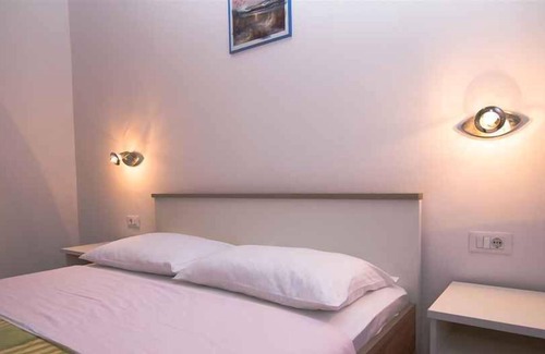 Artatore Apartment | Holiday apartment With air conditioning and sea view