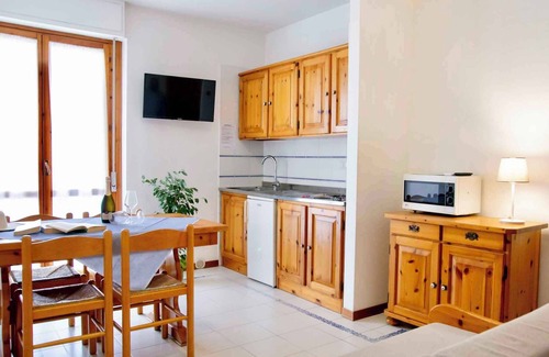 La Pietraia Apartment | Holiday apartment with WLAN and air conditioning