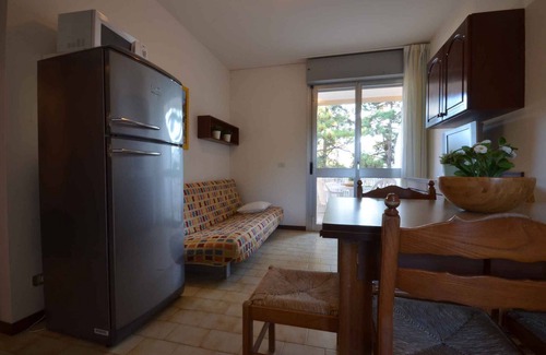 Bibione Apartment | Holiday apartment with balcony and air conditioning