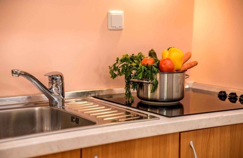 Suha Punta Apartment | Holiday apartment with pool