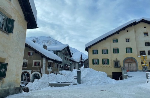 Zuoz Ski Chalet | Holiday apartment Zuoz for 1 - 4 persons with 2 bedrooms - Farmhouse