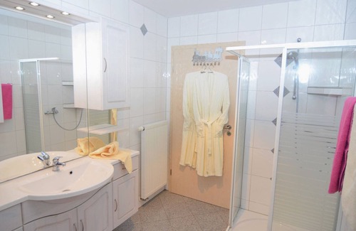 Prackenbach Apartment | Holiday flat with swimming pool in Prackenbach