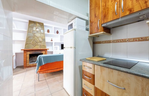 El Pozo de los Frailes House | Holiday Home 'Loli 2' with Private Terrace and Air Conditioning