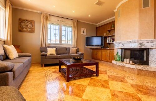 Alcanar House | Holiday Home Gladiols by Interhome