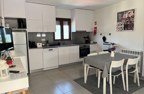 Cova House | Holiday flat Casa da Laija in Cova