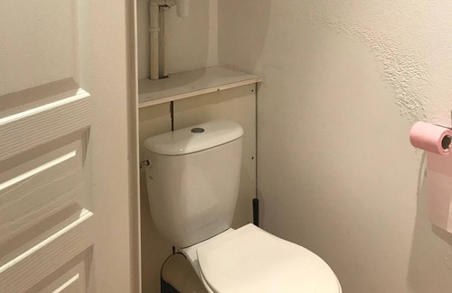 Gallargues-le-Montueux House | Holiday Home 'La Camargue En Plein Air' with Shared Pool, Private Terrace and Wi-Fi