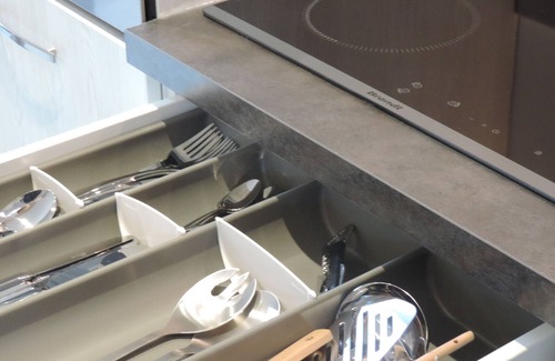 La Chapelle-de-la-Tour House | Holiday Home 'La Maison De Pierre' with Private Terrace, Wi-Fi and Air Conditioning