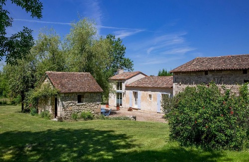 Saint-Martin-de-Gurson House | Holiday Home in Dordogne