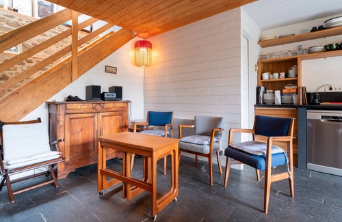 Saint-Gildas-de-Rhuys House | Holiday Home 'A La Saline Plage À 10min À Pied' with Terrace, Garden and Wi-Fi