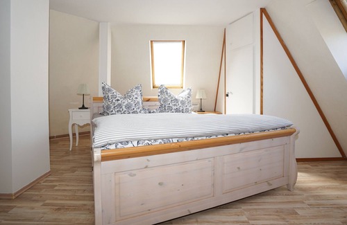 Cappel-Neufeld House | Holiday home for 6 guests with 75m² in Wurster North Sea Coast (157267)