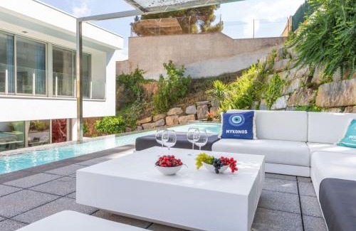 Calonge House | Holiday Home Nathalie by Interhome