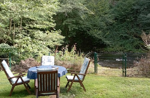 Dedenborn House | Holiday Home 'Haus Am Rurufer' with Private Terrace and Wi-Fi