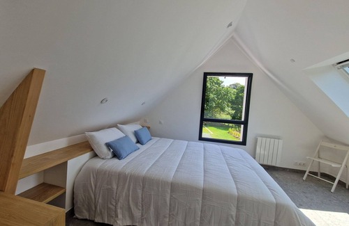 Saint-Jean-du-Doigt House | Holiday home with charging station, bay of morlaix