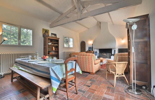 Saint-Pierre-d'Oleron House | Holiday Home La Villa des Sables by Interhome
