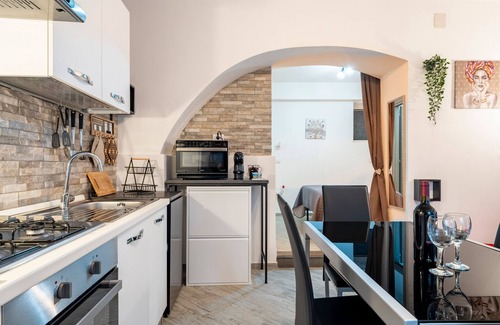 Loceri House | Holiday Home 'Al Vico Dante' with Garden, Wi-Fi and Air Conditioning