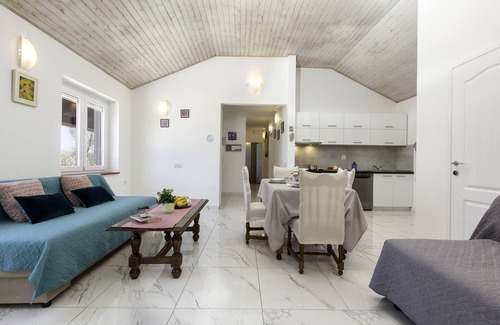 Jadreski House | Holiday Home Aqua With Pool