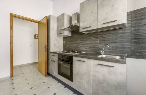 Arbus House | Holiday Home 'Arbus Aventino Centrale' with Private Terrace and Air Conditioning