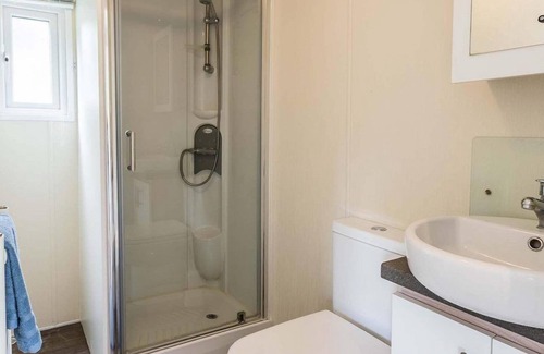 Ede Ski Chalet | ✓ Holiday home at Bospark Ede ✓ Holiday home for 5 persons ✓ Located in Ede (Gelderland) ✓ Holiday park on the Veluwe ✓ Book directly through the park