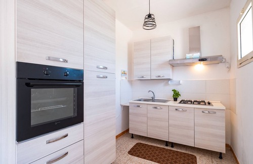 Torre Lapillo House | Holiday Home 'Aurea Retreat Lux' with Private Garden, Wi-Fi and Air Conditioning