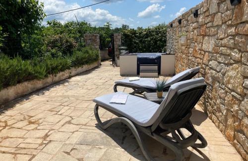 Stifanici House | Holiday Home Ava1 with pool & Holiday Home Ava2 with whirlpool