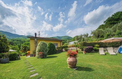 Villa A Roggio House | Holiday Home Bataba by Interhome