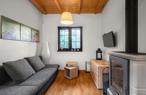 Becov nad Teplou House | Holiday Home Bečov nad Teplou 1 by Interhome