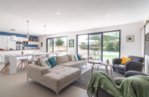 Beaufort Villa | Holiday Home Beaufort with Private Pool