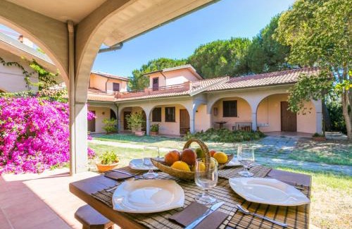 Scarlino House | Holiday Home Bilocale - Ranch Hotel by Interhome
