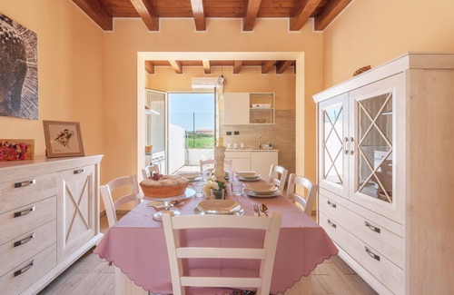 Brucoli House | Holiday Home 'Brucoli Mare 2' with Sea View, Terraces, Wi-Fi & A/C