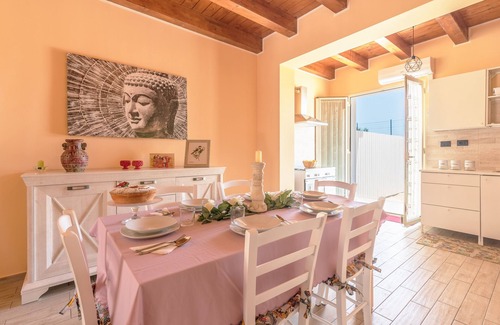 Brucoli House | Holiday Home 'Brucoli Mare 2' with Sea View, Terraces, Wi-Fi & A/C