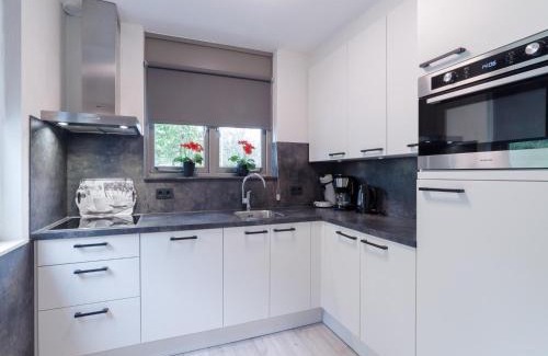 Wemeldinge House | Holiday home Bubbles, Bounce and Relax