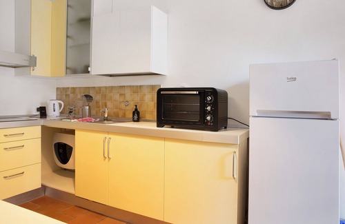 Cosio Valtellino House | Holiday Home 'Casa Nel Bosco' with Wi-Fi