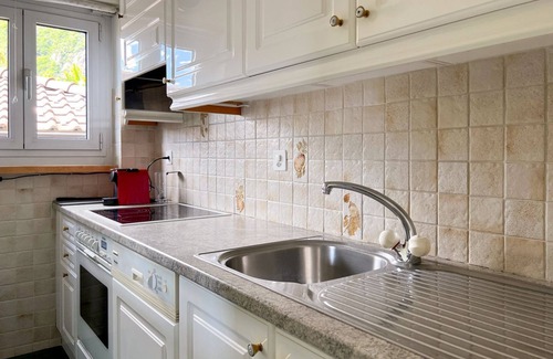 Gordola House | Holiday home "Casa Fior di Loto" with far-reaching views