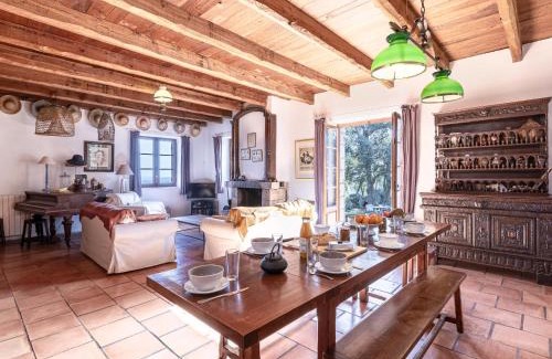 San-Gavino-di-Carbini House | Holiday Home Casa Gialla by Interhome